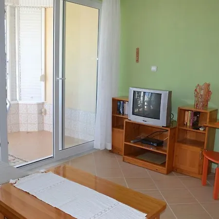 Apartamento Jutta 2 *