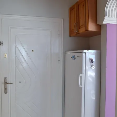 Jutta 2 Apartament *